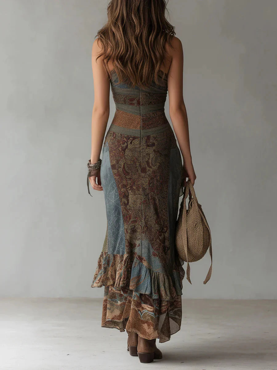 Vestido maxi asimétrico con estampado atrevido y abertura con volantes